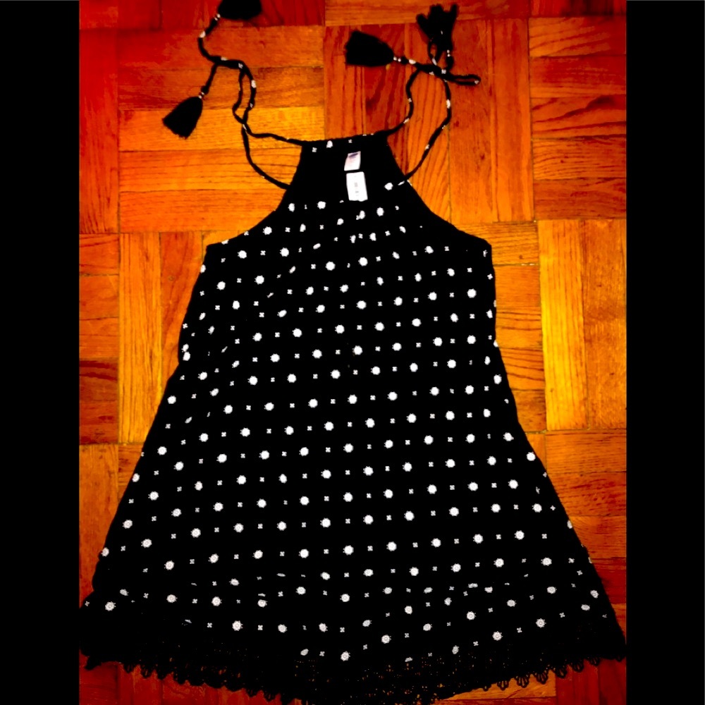 Cute mini dress NEW WITH TAGS. XS Petite